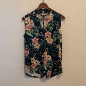 Cable & Gage Women's Medium Floral Tank Shirt